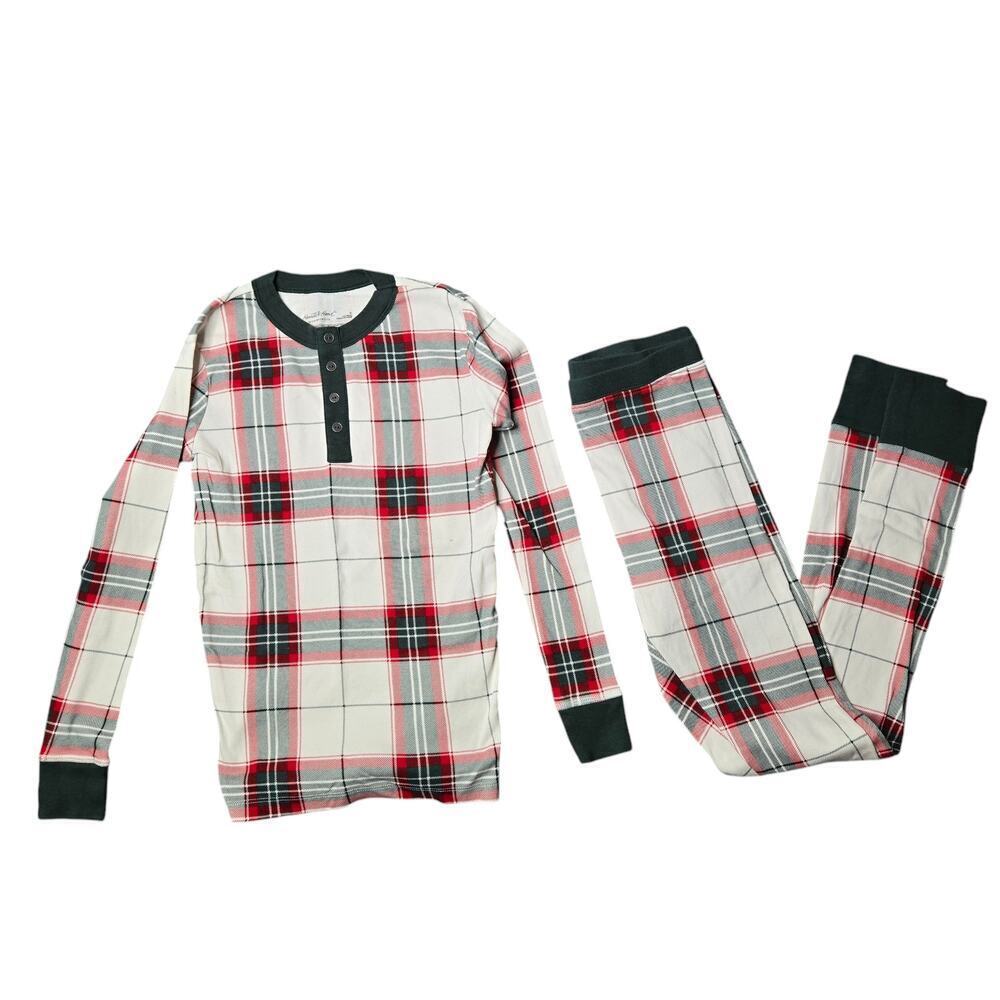 Hearth and Hand Magnolia Plaid Holiday Pajama Set Size:‎ 12